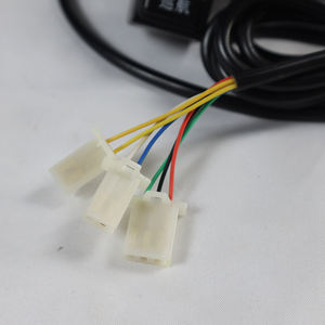 Régulateur <span class=keywords><strong>de</strong></span> <span class=keywords><strong>vitesse</strong></span> d'accélération <span class=keywords><strong>de</strong></span> guidon <span class=keywords><strong>de</strong></span> régulateur <span class=keywords><strong>de</strong></span> <span class=keywords><strong>vitesse</strong></span> <span class=keywords><strong>de</strong></span> tricycle électrique ABS modifié accélérateur <span class=keywords><strong>de</strong></span> marche arrière pour confortable - Product Image 4