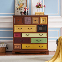 Commode à cinq ou six tiroirs en bois massif de style américain, peinte à la main, vieillie, mobile, meubles de maison