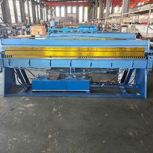 <span class=keywords><strong>Plieuse</strong></span> <span class=keywords><strong>hydraulique</strong></span> de précision de 8 pieds pour tôles de 2 mm, 3 mm, 4 mm en acier inoxydable, utilisée dans la production d'armoires électriques et de boîtes métalliques - Product Image 5