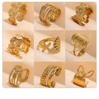 Europäisch-Amerikanischer Vintage Breiter Geometrischer Edelstahl Damen Offener Verstellbarer Vergoldeter Ring im Luxuriösen Stil