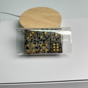 Cristal naturel pierre semi-précieuse dés carré personnage pièces jeu de société en Stock - Product Image 2