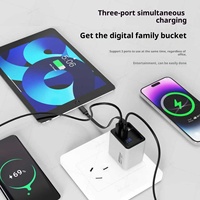 Chargeur rapide 65W rétractable avec affichage numérique en nitrure de gallium, compatible avec les téléphones Android, tablettes et appareils photo