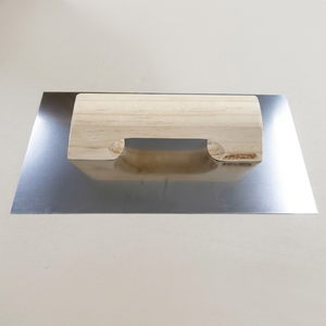Espátula de Acero Inoxidable para Yeso con Mango de Madera, Hoja Plana, Agarre Contorneado para Bricolaje - Product Image 1