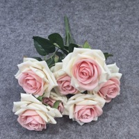 Dekorative Künstliche Rote Rosen Hochzeits-Kunstblumen Rosenstrauß Künstlicher Blumenstrauß