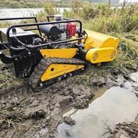 Tondeuse à gazon télécommandée professionnelle pour plantations agricoles avec lames à fléaux pour la coupe de branches épaisses