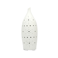 Machine de diffuseur de parfum de produit en céramique 2024 unique innovante avec diffuseur de parfum d'huile d'éclairage dégradé de sept couleurs