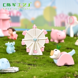 Weijins ใหม่สวนสนุกสวนภูมิทัศน์ขนาดเล็กอุปกรณ์ตกแต่งเค้ก DIY, ชิงช้าสวรรค์, สไลด์, ม้าไม้, เรซิ่น O - Product Image 4