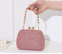 Sac de Soirée BESTELLA pour Femme en Résine Bonbon, Pochette Cœur Orné de Diamants, avec Chaînes de Décoration