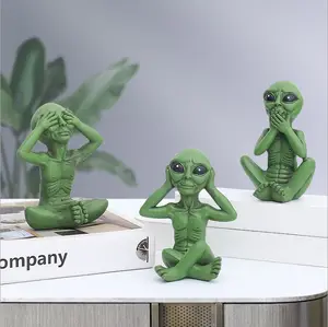 动画模型外星人玩具科学人物雕像家居装饰和花园土坯创意套件树脂工艺品