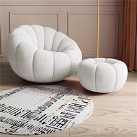 Canapé fauteuil de salon en velours coloré de style nordique moderne avec un design en forme de citrouille crème