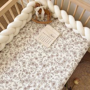 Sábanas de Cuna con Estampado de Animales Adorables para Niños y Niñas, Sábanas Ajustables Suaves y Transpirables para Cuna de Bebé - Product Image 5