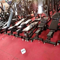 Banc de musculation multifonctionnel réglable avec roulettes pour exercices de musculation, presse à haltères et sit-ups