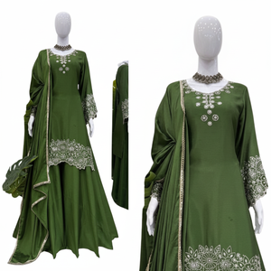 Femmes indien Anarkali broderie travail Organza Kurti pantalon Dupatta élégant vert menthe brodé longue robe pour les femmes - Product Image 1