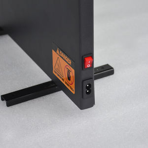 Equipo Plegable de Metal para Calentar y Mantener el Calor de Aves de Corral y Mascotas - Product Image 2