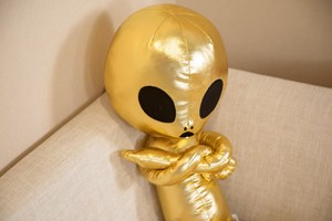 Syh1725 Lindo Peluche de <span class=keywords><strong>Extraterrestre</strong></span>, Muñeco de Peluche Suave, Juguete de Extraterrestres de Peluche, Regalos para Niños, Regalo de Cumpleaños para Niños Pequeños, Juguete de Peluche de <span class=keywords><strong>Extraterrestre</strong></span> - Product Image 3