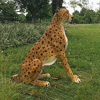 Sculpture de Léopard Doré Accroupi en Fibre de Verre S102 pour Décoration Extérieure de Jardin, Taille 80x49x100cm, Résine Durable pour Aménagement Paysager