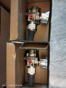 ตัวควบคุม 67CFSR ตัวกรองสแตนเลสสำหรับเครื่องมือลมและระบบจ่ายอากาศ LOC477 - Product Image 2