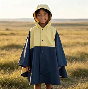 Impermeabile per Bambini Antivento Traspirante con Cappuccio per Attività all'Aperto - Design Bicolore Elegante e Carino - Product Image 4