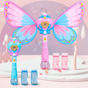 Nouvelle baguette à bulles magique EPT entièrement automatique avec ailes, lumineuse et musicale, en plastique, pour faire des bulles de savon, jouet pour enfants - Product Image 1