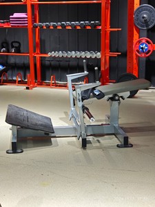 Equipo de Gimnasio Comercial con Características de Seguridad, Máquina de Empuje de <span class=keywords><strong>Cadera</strong></span> con Carga de Placas para Entrenamiento de Fuerza - Product Image 6