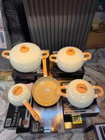 Batterie de cuisine 9 pièces en granit antiadhésive, en aluminium forgé, comprenant marmite, casserole, poêle à frire, casserole à sauce, avec poignées en bois, pour la vente en gros professionnelle