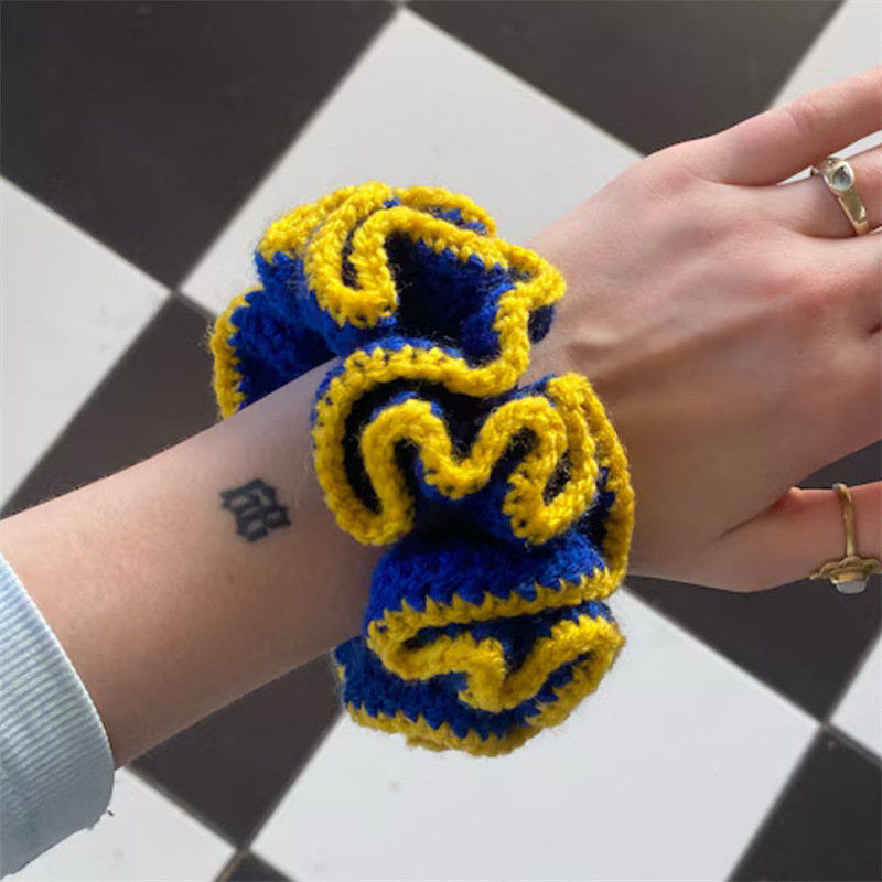blue yellow