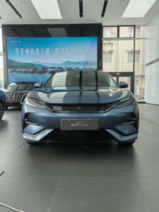 BYD Song L EV 25, SUV électrique à propulsion arrière, autonomie ultra-longue de 662 km, avec écran tactile LCD de 15,6 pouces - Product Image 2