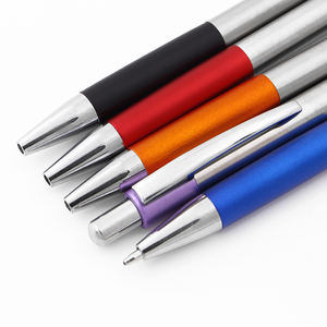 Stylo bille promotionnel 2024 à corps métallique fin, pointe de 1,0 mm, logo personnalisable en noir et blanc - Product Image 4