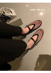 OEM ODM Chaussures plates Mary Jane pour femmes en maille nid d'abeille, avec boucle réglable, doublure, talon bas de 1 cm, respirantes, perforées, légères et antidérapantes - Product Image 6