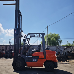 KOMATSU TCM TOYOTA Japon 3.5 tonnes 4.5 mètres 3 étapes chariot élévateur TOYOTA FGZN 35 chariot élévateur double usage de gaz et de gaz liquéfié - Product Image 5