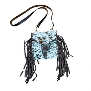 Bolso de Hombro de Cuero Genuino con Flecos, Bandolera con Solapa y Hebilla Decorativa, Estilo Western para Mujer - Product Image 2
