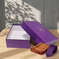 Boîtes d'emballage cadeau personnalisées de luxe en or violet avec gaufrage à chaud, en matériaux recyclés écologiques, avec logo personnalisé