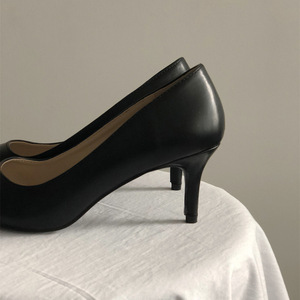 Nouvelles Escarpins Printemps Style Européen-Américain Nude à Talons Aiguilles et Bout Pointu, Chaussures de Travail Professionnelles Blanches Tendance pour Femmes - Product Image 3