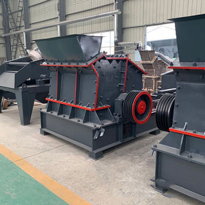 Pequeña trituradora de impacto fino terciario para hormigón, cal y basalto con generador, componentes principales: motor y rodamientos - Product Image 4