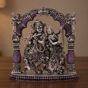 Statue religieuse Radha Krishna en argent pur avec pierres violettes vives, sculpture traditionnelle hindoue pour la décoration de temple ou de maison - Product Image 4