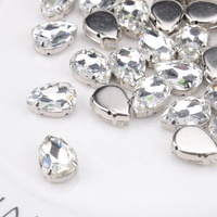 Strass en cristal fantaisie en forme de goutte d'eau 13*18mm à dos plat, à coudre, avec griffes métalliques, pour la décoration de chaussures et de robes