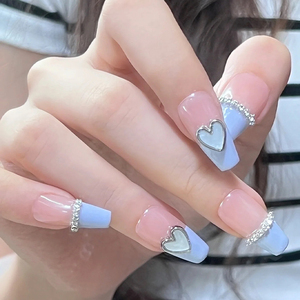 <span class=keywords><strong>Uñas</strong></span> Postizas de Estilo Francés a la Moda, 24 Piezas, Forma Ataúd Mediana <span class=keywords><strong>con</strong></span> Corazón 3D y Cristal, <span class=keywords><strong>Uñas</strong></span> Reutilizables <span class=keywords><strong>con</strong></span> Pegamento - Product Image 1