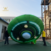 Modèle de vaisseau OVNI gonflable classique de personnage de dessin animé pour la décoration de fête d'anniversaire des enfants, ballon OVNI gonflable publicitaire
