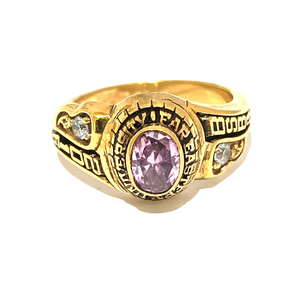 Anillo de clase de acero inoxidable personalizado al mejor precio |   Anillo de Graduación Personalizado con Zirconia |   Opciones de Acabado en Oro y Plata - Product Image 3