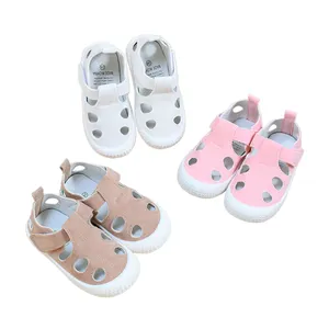 Children's sandal Paste baby boys and girls children soft sole perforated leather sandals