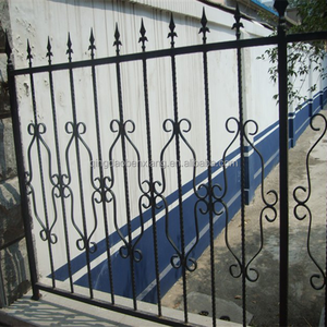 Paneles de Cerca de Hierro Forjado de 6 Pies de Altura, Recinto de Metal de Acero para Jardín Exterior, Perímetro de Patio Trasero de Casa, Color Negro - Product Image 2