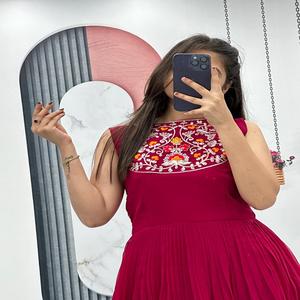 Nueva chaqueta y Vestido largo de fiesta de lanzamiento más vendidos de proveedor indio vestido de mujer a precio asequible - Product Image 1