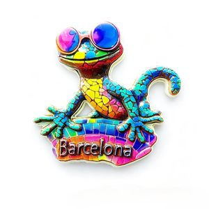 Imán de nevera 3D de resina con diseño de lagarto y gafas de sol, mosaico Gaudí, <span class=keywords><strong>Barcelona</strong></span>, España, venta al por mayor de imanes de nevera, proveedor de souvenirs - Product Image 1