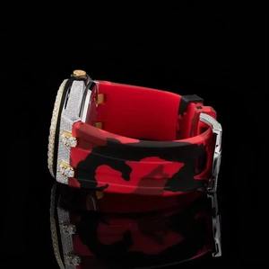 Montre de luxe haut de gamme en acier inoxydable sertie de diamants VVS, étanche et adaptée à la natation, disponible à la vente - Product Image 2