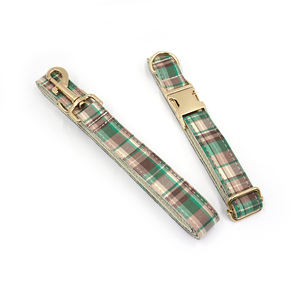 Productos de tendencia ecológicos 2025 recién llegados Correa y <span class=keywords><strong>collar</strong></span> de perro de lujo <span class=keywords><strong>collar</strong></span> de mascota a cuadros verde y marrón pajarita de perro de algodón - Product Image 4
