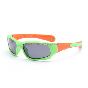 2025 occhiali da sole ciclismo UV personalizzati per ragazzi ragazze Trendy blu bianco Silicone telaio moda polarizzati occhiali da sole per <span class=keywords><strong>bambini</strong></span> - Product Image 5