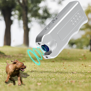 Stop Blaffende Apparaat Ultrasoon Hondenbast Afschrikmiddel Schors Controleapparaat Handheld Hondenafstotende Trainer - Product Image 5