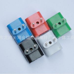 Adaptador de Viaje Multicolor Estilo Europeo, Enchufe Universal 100-240V, Una Entrada, Tres Salidas, Certificado CE para Múltiples Países - Product Image 4