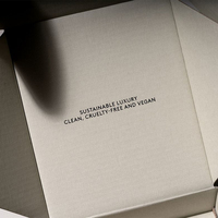 Boîte d'expédition en carton ondulé gaufré de marque pour cadeaux, vêtements et cosmétiques – Commande en gros, logo personnalisé, taille sur mesure, emballage imprimé