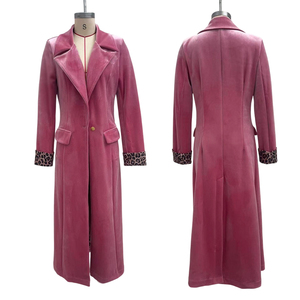 Manteau long en velours pour femme - Imprimé léopard et style rétro - Vêtements pour femme - Mode - Product Image 6